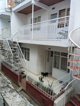 Casa de 2 pisos independientes en Cali barrio Conquistadores