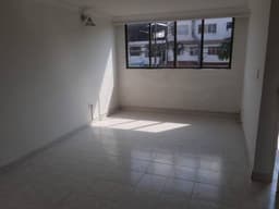 Apartamento en unidad cerrada en el barrio La Selva