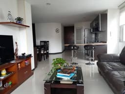 Se vende apartamento de 100 m2 en Sotomayor