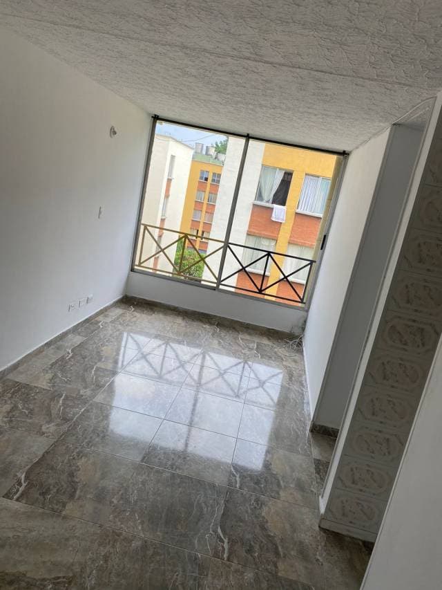 Apartamento en Torres de Comfandi — foto 1