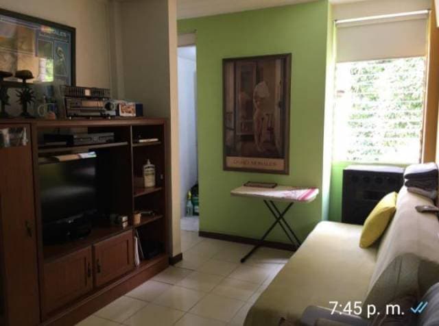 ALQUILO hermoso, amplio, còmodo e iluminado apartamento, barrio EL REFUGIO — foto 3