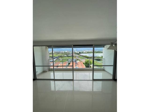 VENTA APTO EN VALLE DEL LILI 105 MTS — foto 2
