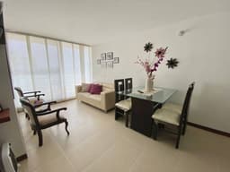 VENTA APTO EN VALLE DEL LILI CON PARQUEADERO PROPIO