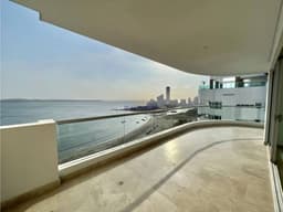 EN VENTA APARTAMENTO EN EL BARRIO CASTILLOGRANDE EDIFICIO CANARIAS