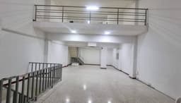 Vendo o Arriendo Local en el Edificio Piel Roja Frente del Edificio Zaccour