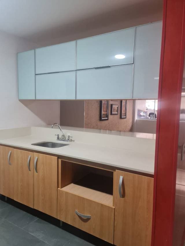 Apartamento en el Centro de Bucaramanga en Edificio Residencial — foto 2