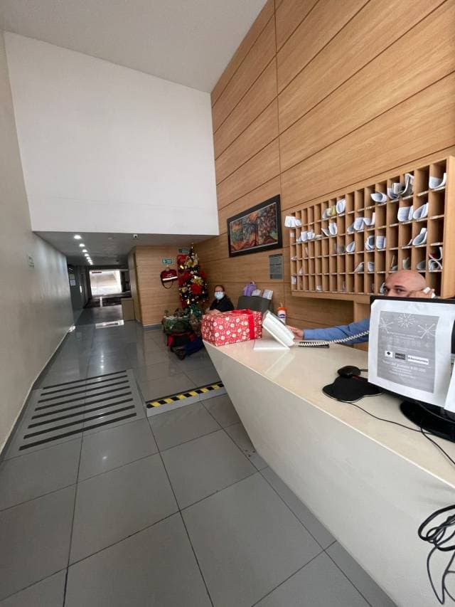 Apartamento en Edificio Picasso Cubismo, Centro — foto 2
