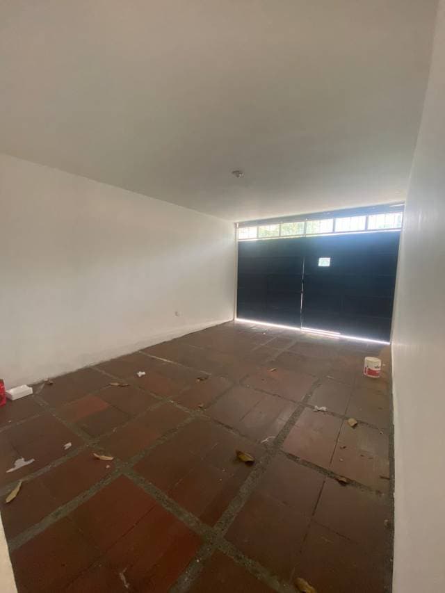 CASA FAMILIAR O COMERCIAL — foto 5