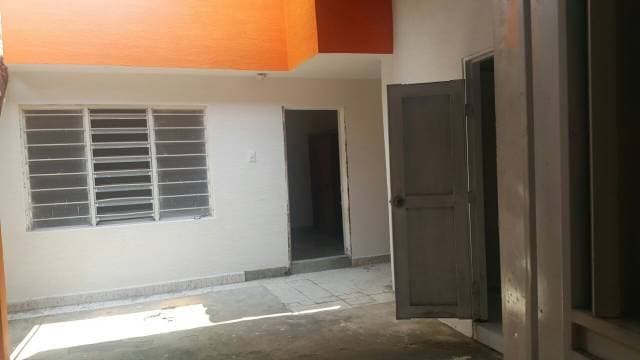 VICTORIA, SE VENDE CASA GRANDE COMERCIAL — foto 3