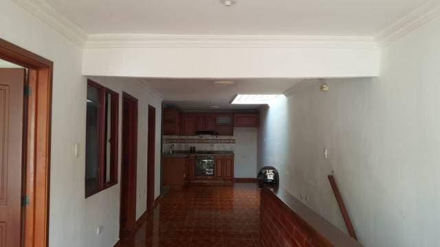 PROGRESAR, SE ALQUILA APARTAMENTO EN SEGUNDO PISO — foto 4