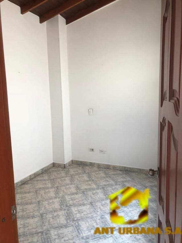 VENTA APARTAMENTO EN ENVIGADO BARRIO OBRERO — foto 3