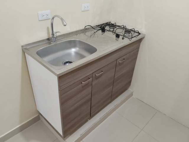 alquiler apartaestudio — foto 3