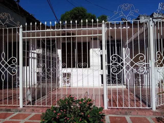 APTAESTUDIO ARRIENDO BARRIO LAS PALMAS — foto 1