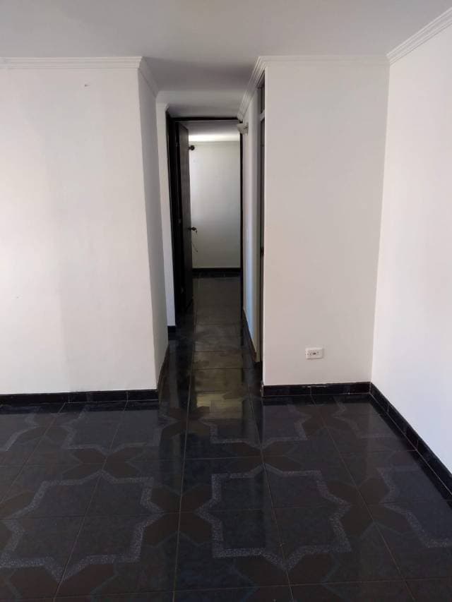 Diag 32 # 10 40 — foto 2