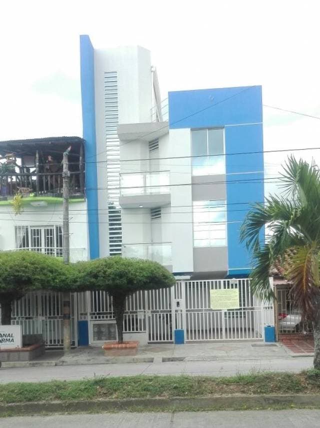 Se arrienda apartamento con servicios incluidos — foto 1
