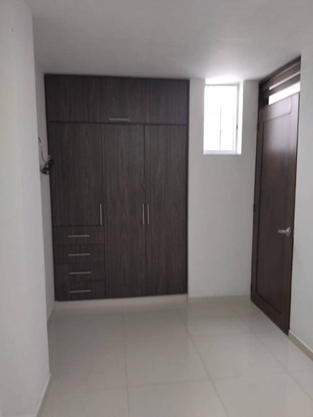Se arrienda apartamento con servicios incluidos — foto 5