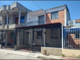 CASA EN VENTA SECTOR SANTA CRUZ, CERCA A ZAPATOCA