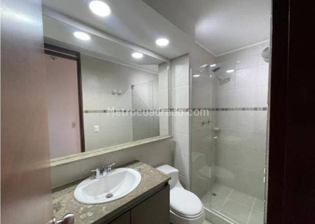 VENDO APARTAMENTO EN PATIOS DE LA FLORA — foto 5