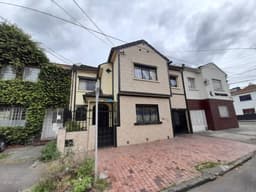 VENDO CASA EN SANTA TERESITA LA SOLEDAD