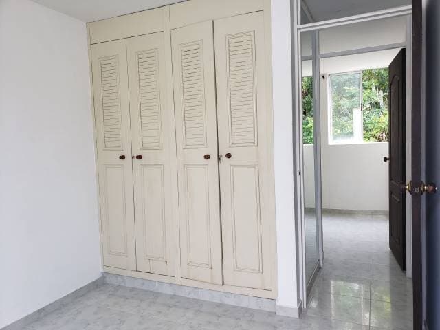 VENDO APARTAMENTO BARRIO EL REFUGIO  SUR DE CALI — foto 8