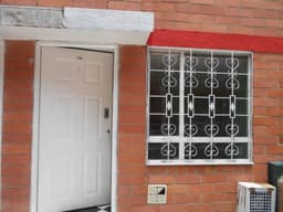 Venta de Casa de tres pisos, terminada, con elegantes acabados en Ciudadela Primavera Tintal