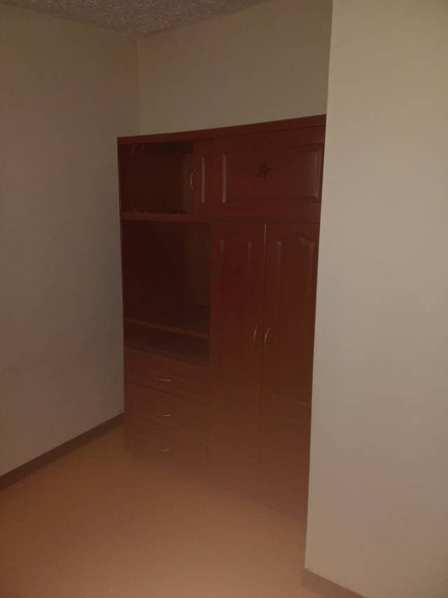 Apartamento en casa de dos pisos — foto 8