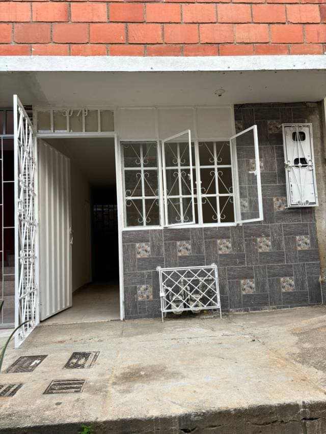 VENDO PRIMER PISO EN GIRON SANTANDER — foto 8