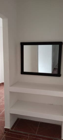 SE VENDE CASA 5 APTOS 2 APARTAESTUDIOS