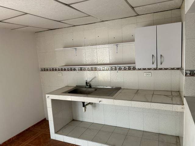 SE VENDE CASA 5 APTOS 2 APARTAESTUDIOS — foto 7