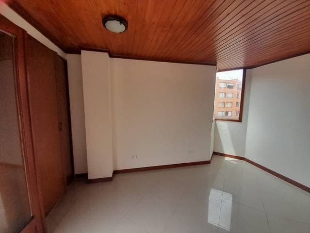 APARTAMENTOP EN ARRIENDO COLINA — foto 2