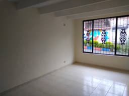 CASA MUY BIEN UBICADA EN LA MILLA DE ORO CERCA A LA UNIVERSIDAD DE IBAGUE