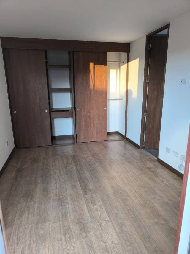 Arriendo hermoso apartamento — foto 4