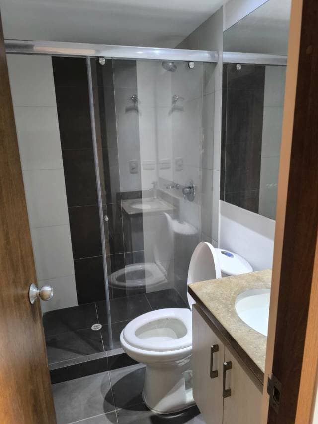 Arriendo hermoso apartamento — foto 5