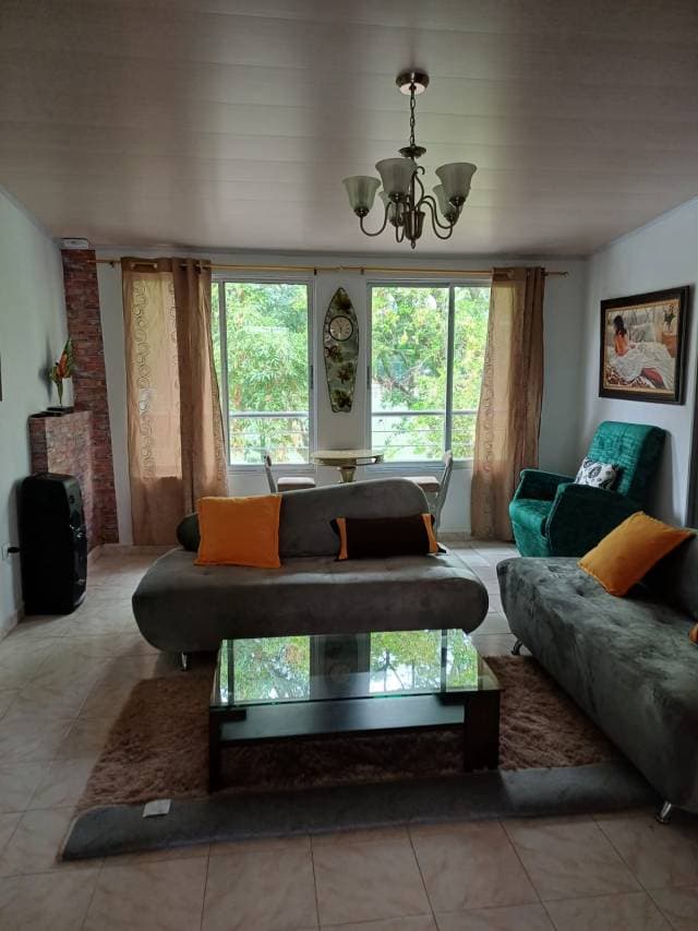 VENTA HERMOSA CASA — foto 4