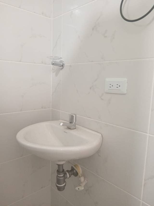 ALQUILER APTA STUDIO 3 AMBIENTES — foto 3