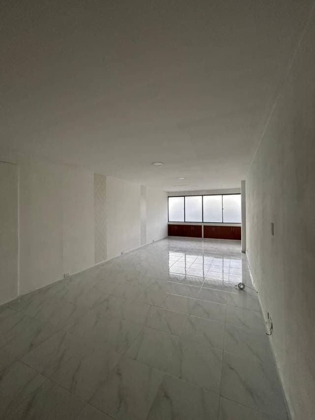 Oficina En Venta En Pleno Parque El Lago — foto 2