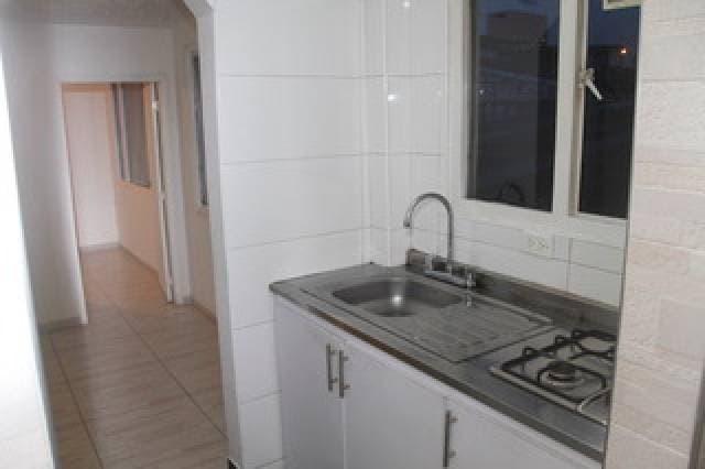ARRIENDO LINDO APARTAESTUDIO EN SANTA MARIA DEL LAGO BOGOTA. — foto 1
