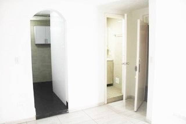 ARRIENDO LINDO APARTAESTUDIO EN SANTA MARIA DEL LAGO BOGOTA. — foto 4