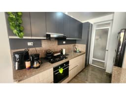 VENDO LINDO APARTAMENTO PISO 5 EN CRISTALES (C.A) CW:9785158