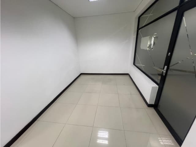 Oficina en Arriendo Milla de Oro Medellin
