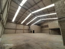 BODEGA EN LA CIRCUNVALAR 1000 MTRS2