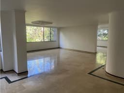 Apartamento a la venta en Poblado, Alejandría