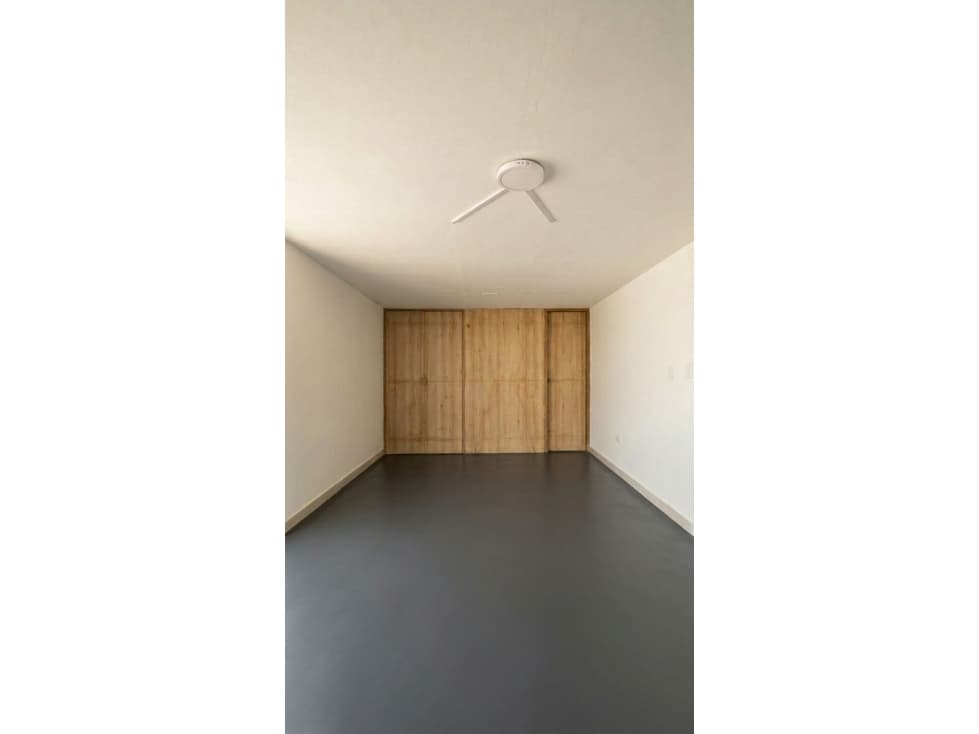 SE RENTA LOCAL COMERCIAL — foto 1