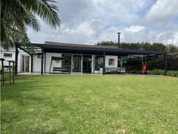 vendo Casa finca campestre vía San Antonio la Ceja(cm) 3,687 m2