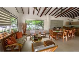 VENDE CASA EN CONJUNTO CERRADO VIA A PLANETA RICA