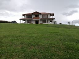 ENCANTADORA FINCA EN VENTA RIONEGRO