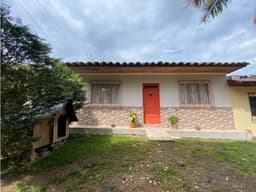 LINDA CASA FINCA TRADICIONAL EN VENTA EN EL CARMEN DE VIBORAL