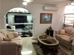 VENTA CASA 2 NIVELES BARRIO MANGA CARTAGENA COLOMBIA