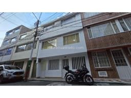 VENDO CASA ALTABLANCA