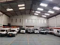 ARRIENDO BODEGA EN EL 12 DE OCTUBRE